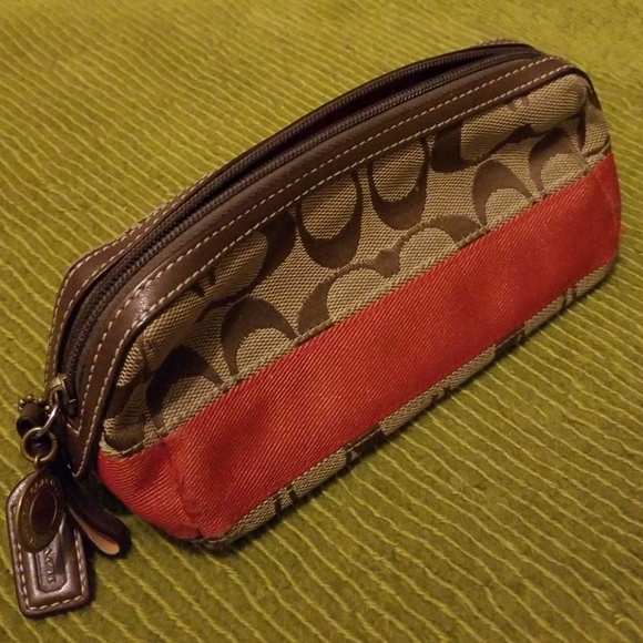 Coach Handbags - Final$...COACH Classic Signature Cosmetic Bag